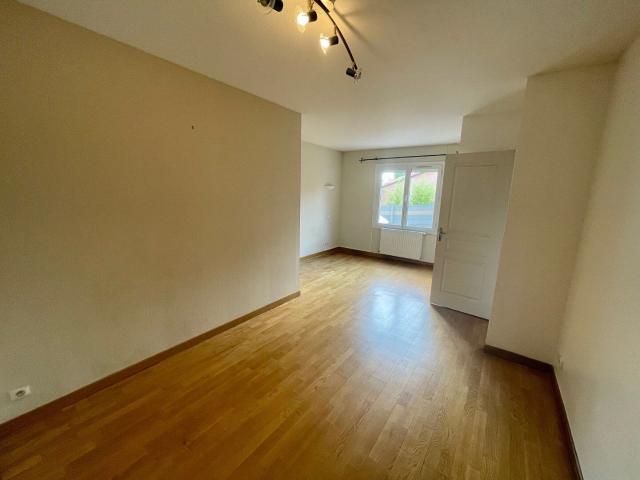 Maison 4 pièces, 129 m² à louer à Bruguières 31150