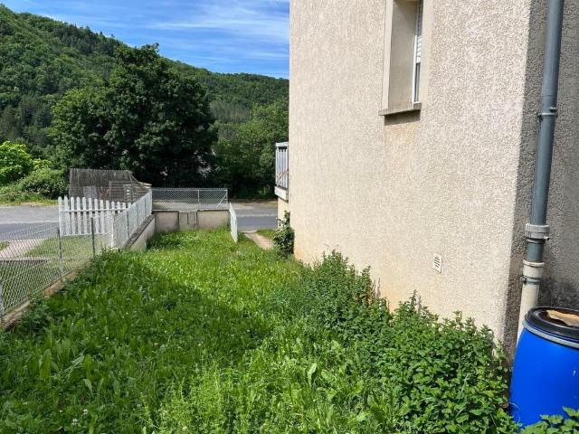 Maison 4 pièces, 120 m² à louer à Badaroux 48000