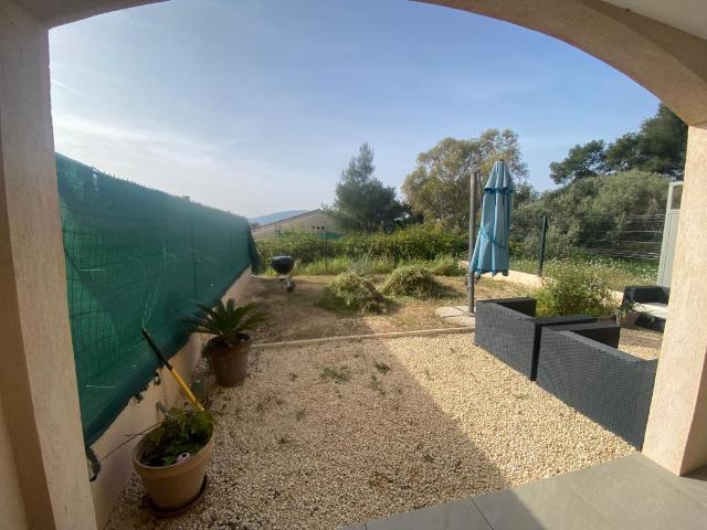 Maison 4 pièces, 120 m² à louer à La Cadière d'Azur 83740