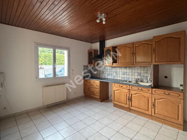 Maison 4 pièces, 120 m² à louer à Le Pouzin 07250