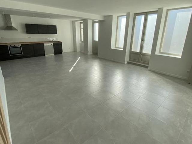 Maison 4 pièces, 120 m² à louer à Val de Cognac 16370