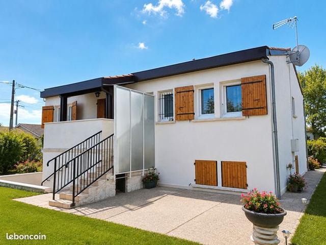 Maison 4 pièces 121 m²