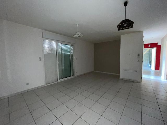 Maison 4 pièces, 122 m² à louer à Douains 27120