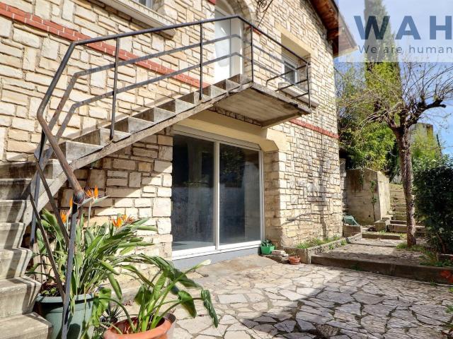 Maison 4 Pièces 135 m2 sur 1000 m2 de terrain Lédignan 135m² Lédignan