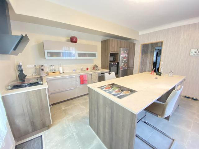 Maison 4 pièces 136 m²