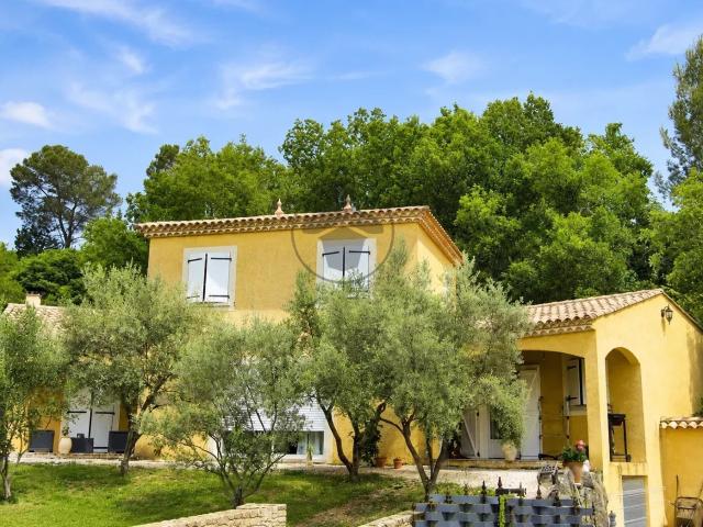 Maison 4 pièces 136 m²