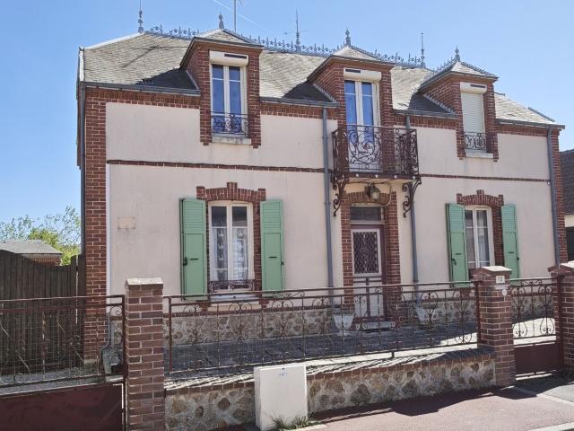 Maison 4 pièces 136 m²