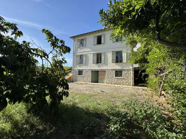 Maison 4 pièces 138 m²