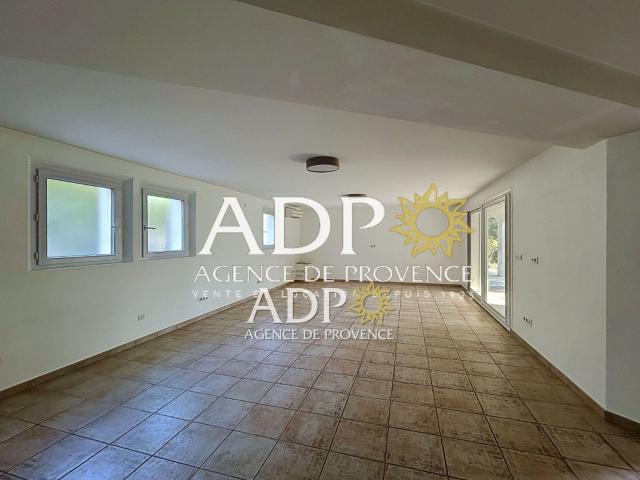 Maison 4 pièces, 139 m² à louer à La Roquette sur Siagne 06550
