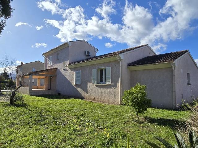 Maison 4 pièces 130 m²
