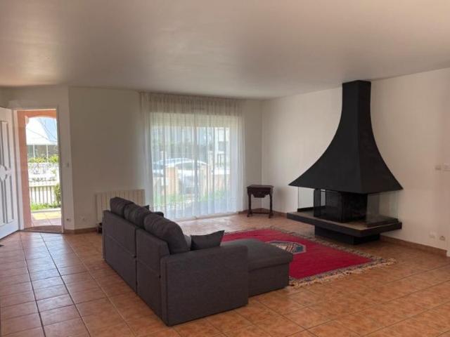Maison 4 pièces, 130 m² à louer à Le Bouscat 33110