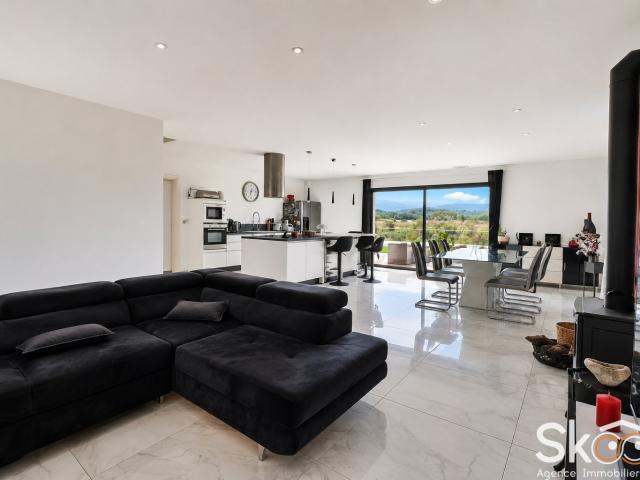 Maison 4 pièces 131 m²
