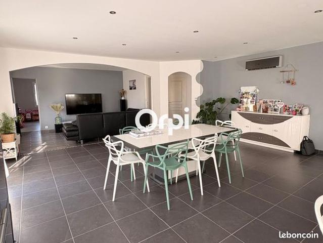 Maison 4 pièces 132 m²