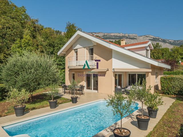 Maison 4 pièces 144 m²