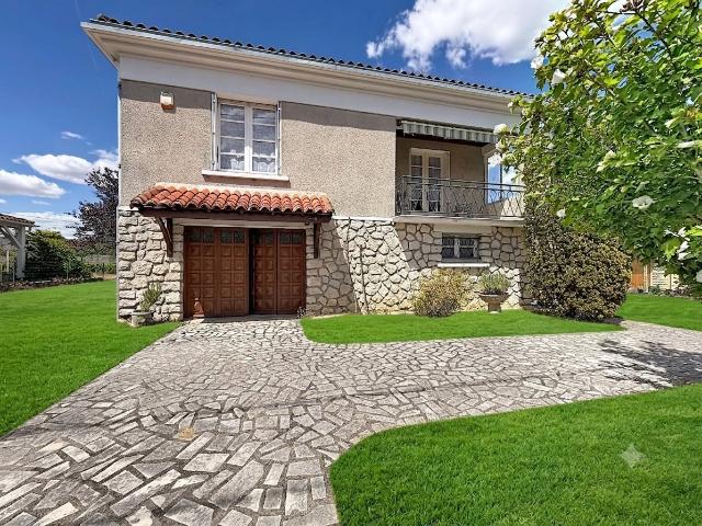 Maison 4 pièces 145 m²