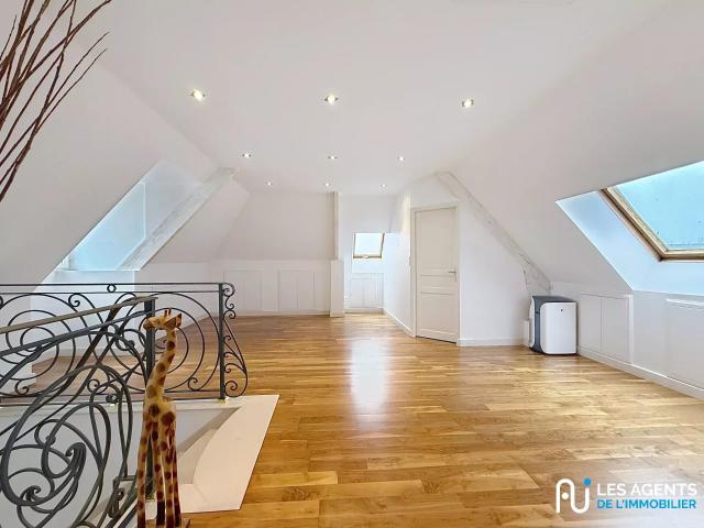 Maison 6 pièces 150 m²
