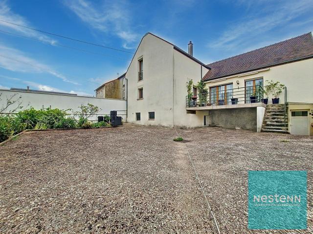 Maison 4 pièces 145 m²
