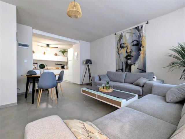 Maison 4 pièces 146 m²
