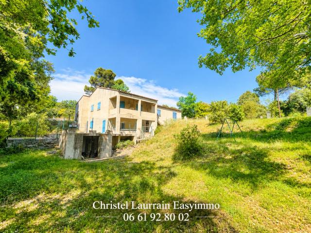 Maison 4 pièces 147 m²