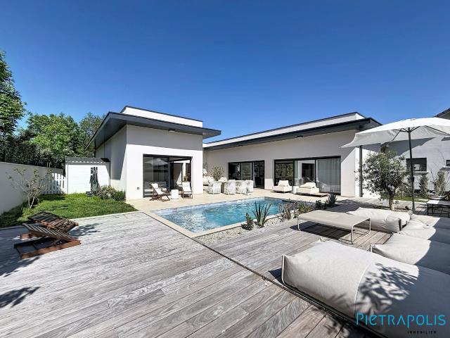 Maison 4 pièces 148 m²