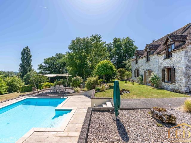 Maison 4 pièces 140 m²