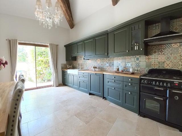 Maison 4 pièces 140 m²