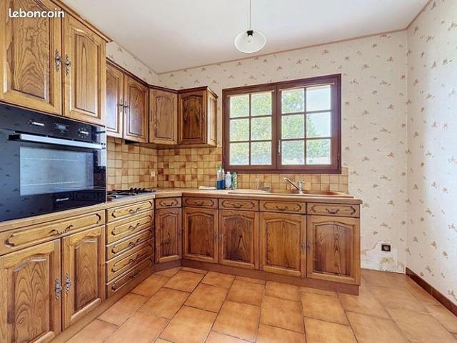 Maison 4 pièces 140 m²