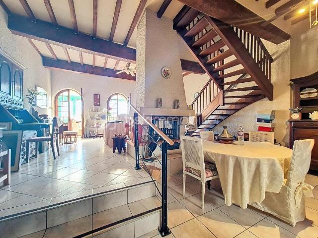 Maison 4 pièces 140 m²