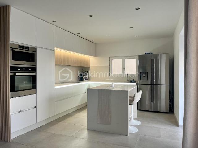 Maison 4 pièces 140 m²