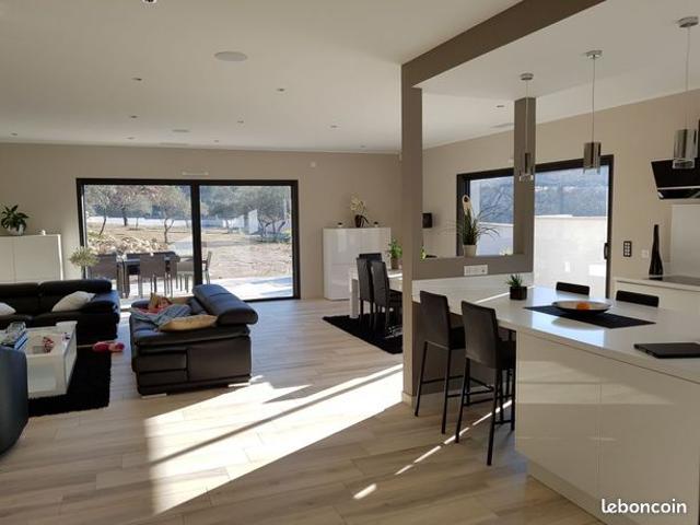 Maison 4 pièces 140 m²