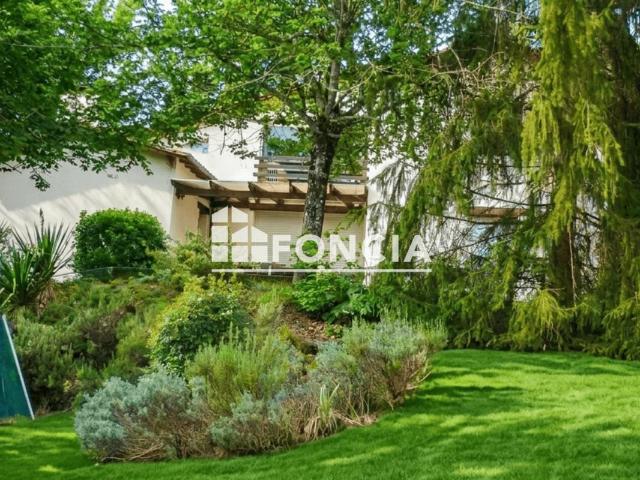 Maison 4 pièces 141 m²