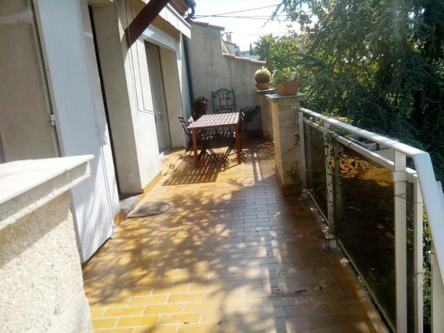 Maison 4 pièces, 141 m² à louer à Nîmes 30000