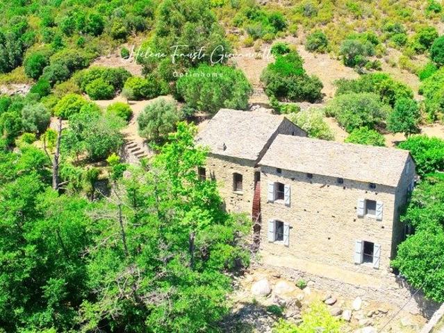 Maison 5 pièces 142 m²