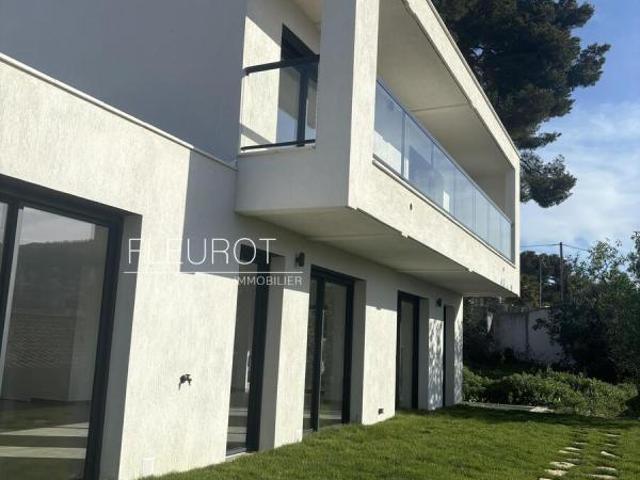 Maison 4 pièces 142 m²