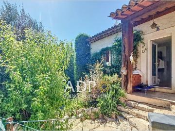 Maison à vendre à Alpes - Cuisine équipée