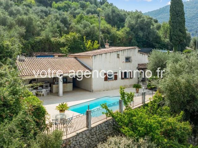 Maison 4 pièces 142 m²