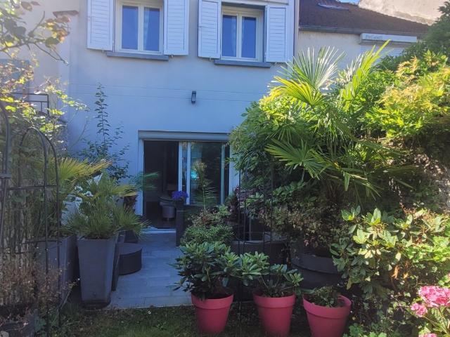 Maison 5 pièces 143 m²