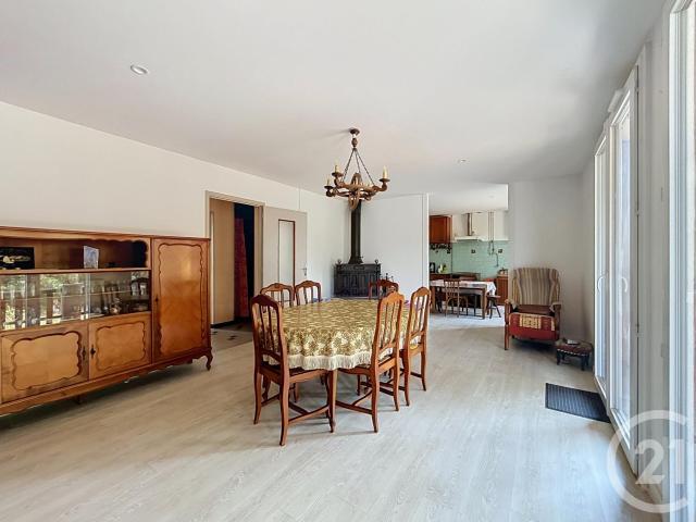 Maison 4 pièces 143 m²