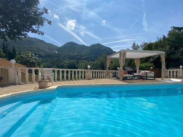 Maison 4 pièces 143 m²