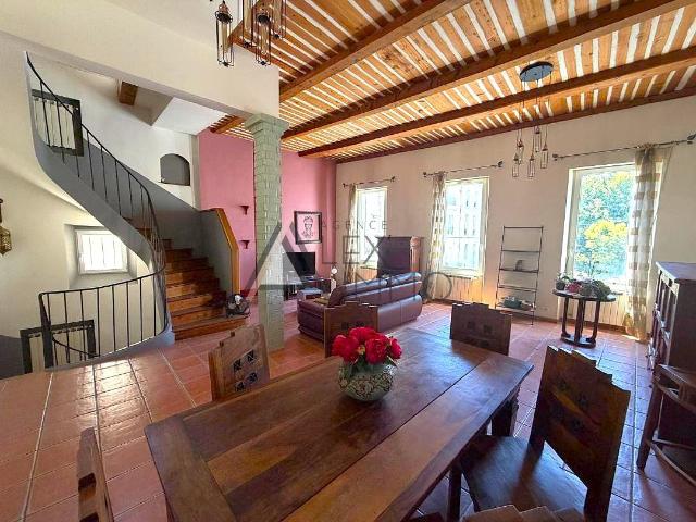 Maison 4 pièces 143 m²