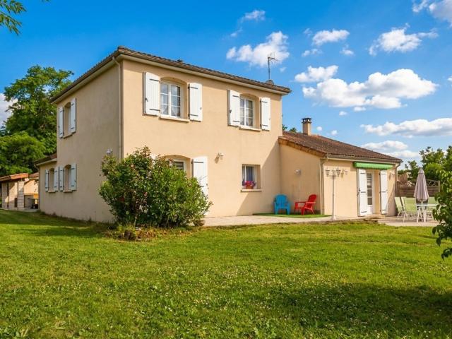 Maison 4 pièces 155 m²