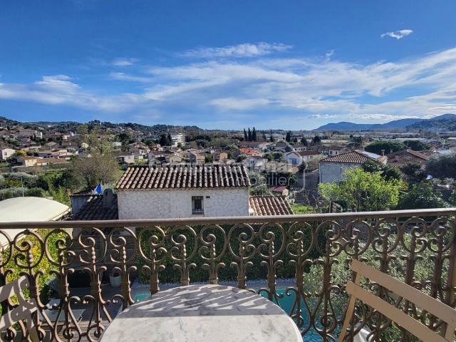 Maison 4 pièces 155 m²