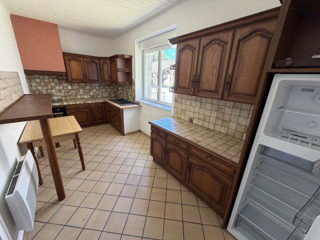 Maison 4 pièces, 155 m² à louer à Calonges 47430