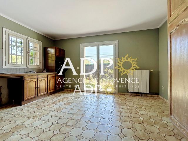 Maison 4 pièces, 155 m² à louer à Pégomas 06580