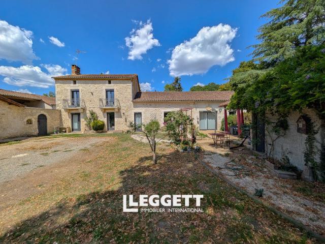 Maison 4 pièces 156 m²