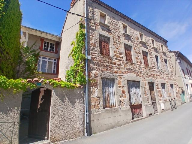Maison 4 pièces 156 m²