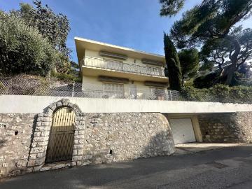 Maison 4 pièces 156 m²
