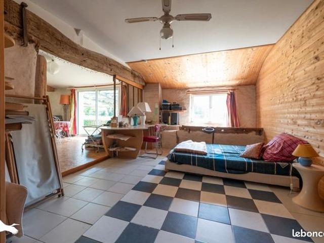 Maison 4 pièces 150 m²