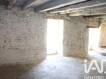 Maison 4 pièces, 150 m² à louer à Mirebeau 86110