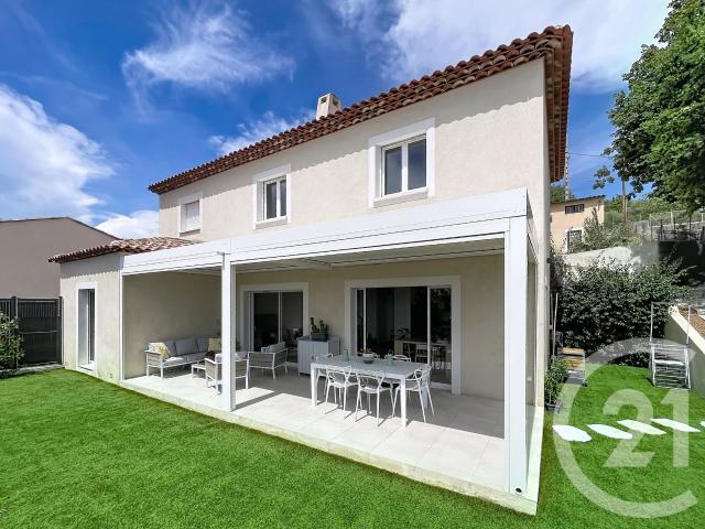 Maison 4 pièces 151 m²